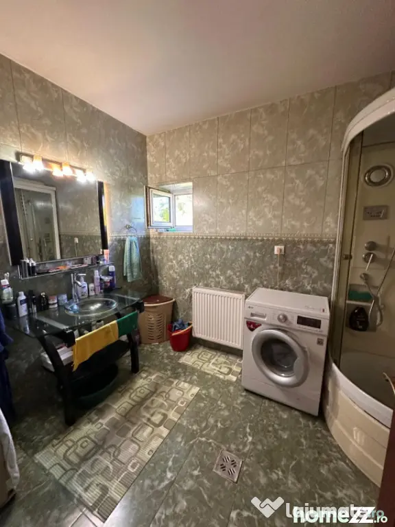 Casă de vânzare în Palazu Mare | 4 camere | Teren 655 mp - Constanta (Constanta)