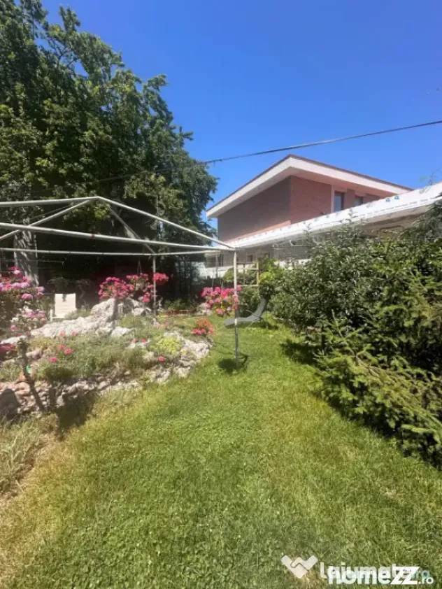 Casă de vânzare în Palazu Mare | 4 camere | Teren 655 mp - Constanta (Constanta)