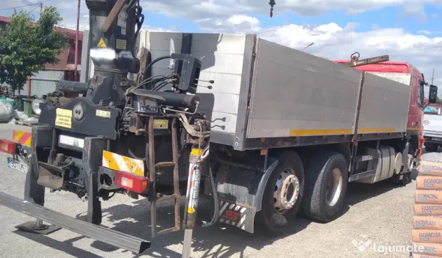 autocamion Volvo FM 62 RB Schwarzmuller, cu macara hidraulica tip HIAB