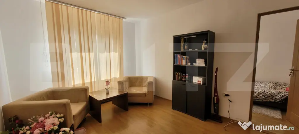 Apartament 3 camere, 50 mp, etaj intermediar, zona strazii R