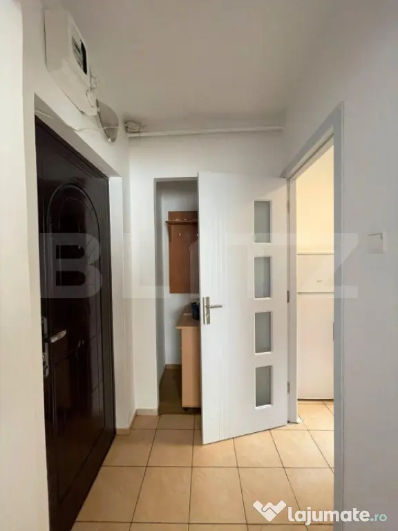 Apartament 3 camere, 50 mp, etaj intermediar, zona strazii R