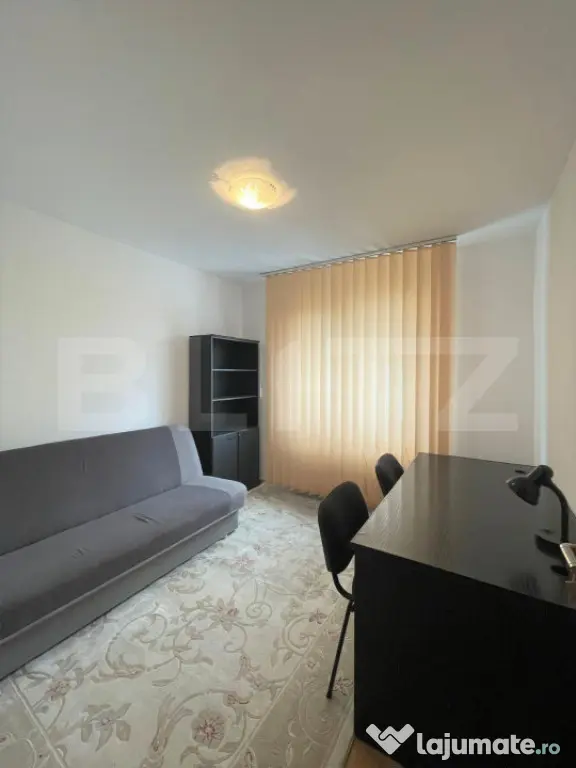 Apartament 3 camere, 50 mp, etaj intermediar, zona strazii R