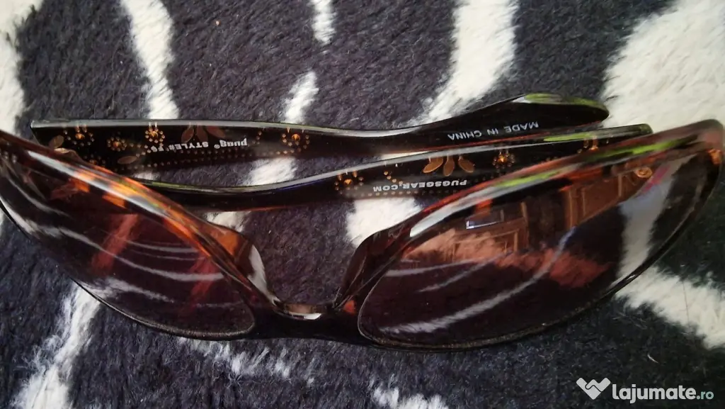 Pugs Gear, ochelari soare