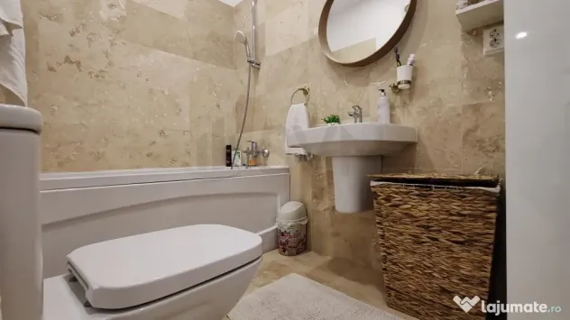 Apartament Decomandat 3 Camere si Loc Parcare Bd. Timisoa...
