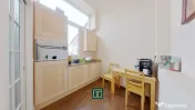 Apartament cu personalitate cu 2 camere cu terasă în centr