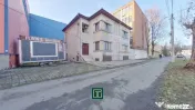 Clădire emblematică rara cu 13 camere pe Calea Victoriei | 