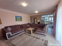 Apartament 4 camere 2 bai terasa mare de