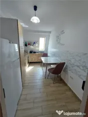 Apartament 4 camere 2 bai terasa mare de 