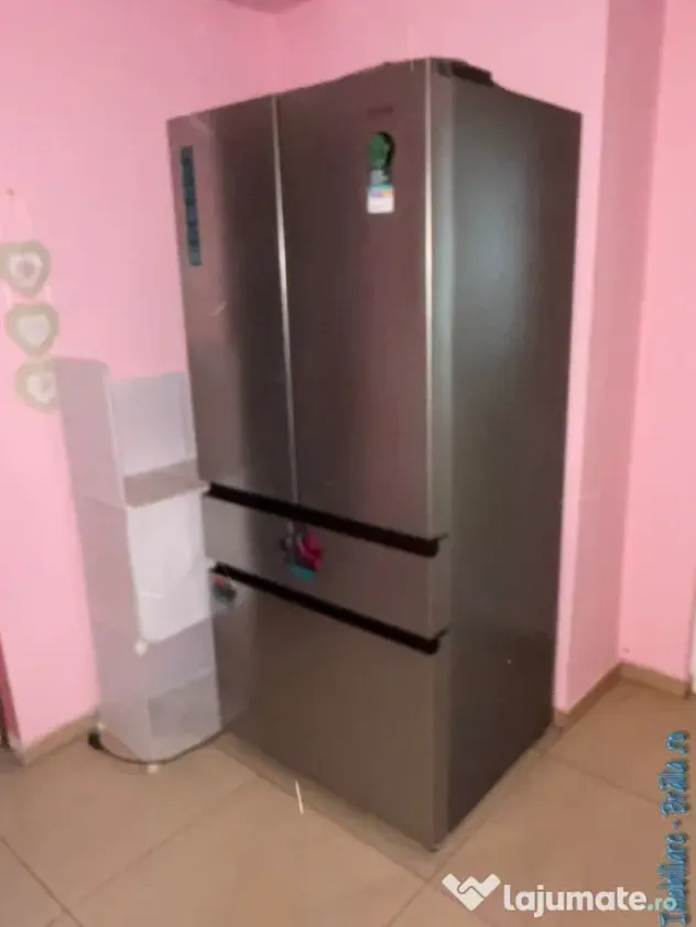 Apartament 2 camere, semidecomandat, zona centrala