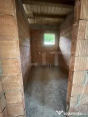 Casă la rosu, la doar 5 km de Bistrița, într-o zonă lini 