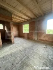 Casă la rosu, la doar 5 km de Bistrița, într-o zonă lini 