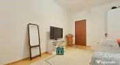Casă impresionantă cu 15 camere, teren generos, piscină i 