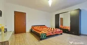 Casă impresionantă cu 15 camere, teren generos, piscină i 
