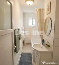 Inchiriem apartament cu 3 camere 