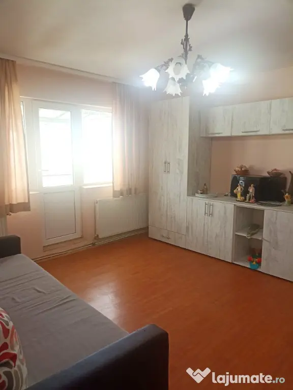 De vânzare apartament cu 2 camere la Sfântu Gheorghe