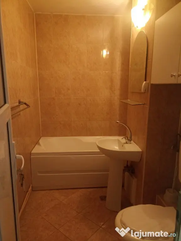 De vânzare apartament cu 2 camere la Sfântu Gheorghe