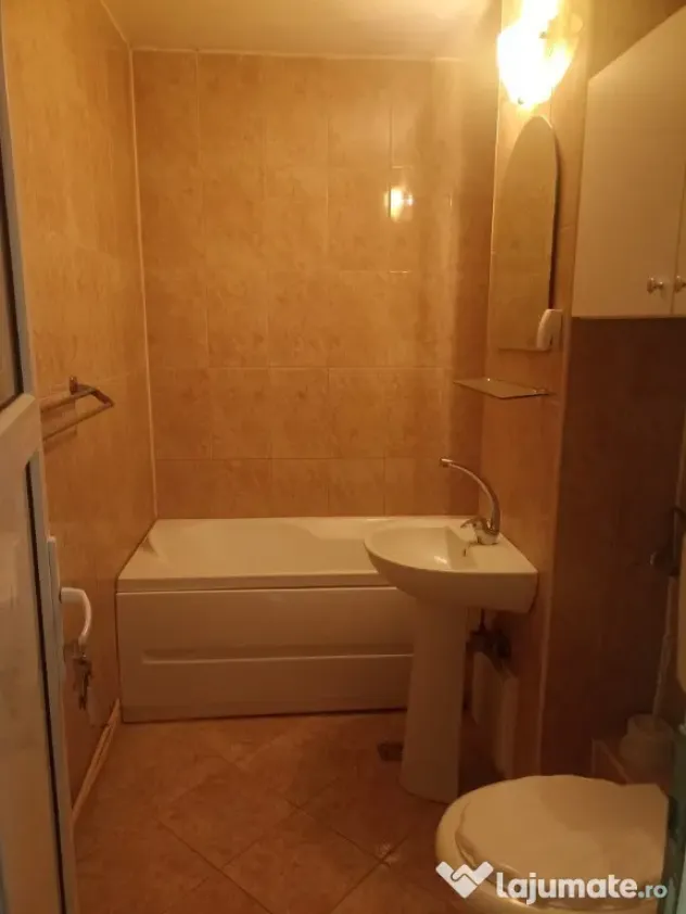 De vânzare apartament cu 2 camere la Sfântu Gheorghe