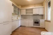 Casă noua cu garaj in Aradul Nou, cartier privat Comisio...