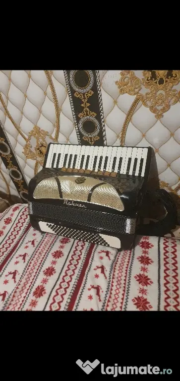 acordeon Hohner Lucia 4P.