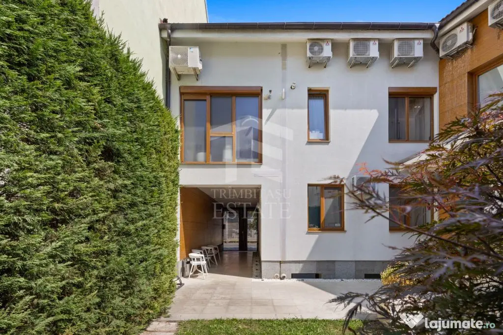 Casa / Vila | 670MP Utili | Curte | Pozitie Centrala | CO...
