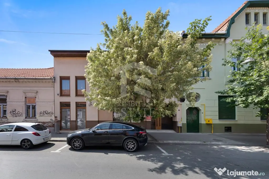 Casa / Vila | 670MP Utili | Curte | Pozitie Centrala | CO...