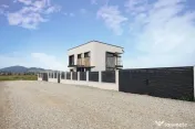 Casă individuală premium, teren 519 mp, Sanpetru