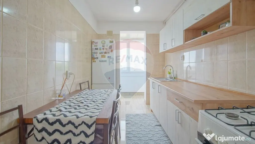 COMISION 0% | Apartament cu 2 camere | Decomandat | Zona ...