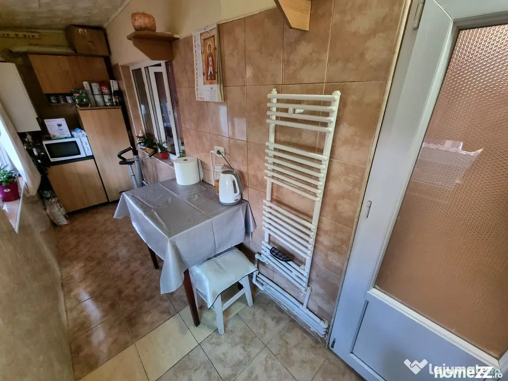 Apartament 2 camere decomandat zona Palas