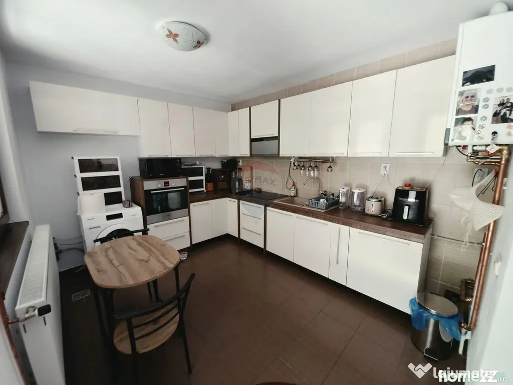 Casă de vânzare – Zonă Centrala Piatra Neamt