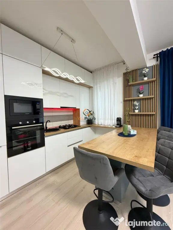 Decomandat 2 Camere Etaj 2 Giroc / Mobilier Realizat la Coma