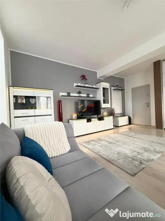 Decomandat 2 Camere Etaj 2 Giroc / Mobilier Realizat la Coma