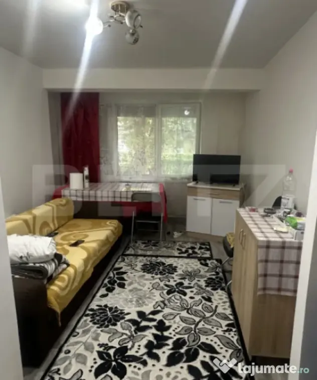 Apartament cu 2 camere, semidecomandat, 45 mp, Carpati 1