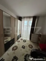 Apartament o cameră, decomandat, zona Porii 