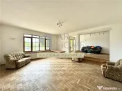 Casa S P 1E, 11 camere, garaj, teren 1915 mp, stradal Paules