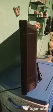Vand televizor smart cu ecran spart 