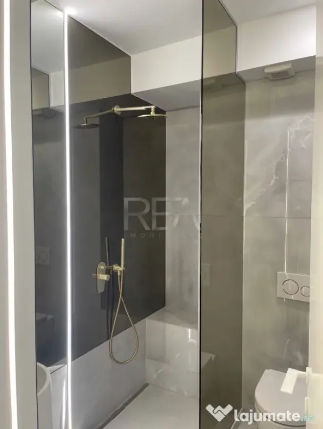 Apartament 3 camere | Complex Cortina North | Loc de parcare