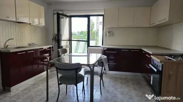 De inchiriat apartament spatios, zona Garii, et. 3, 490 e...