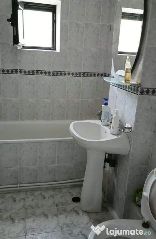 De inchiriat apartament spatios, zona Garii, et. 3, 490 e...