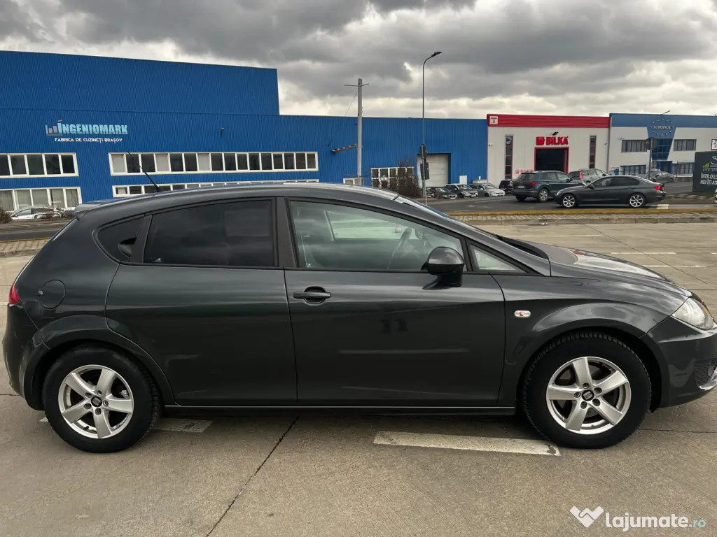 Vând Seat Leon 2011