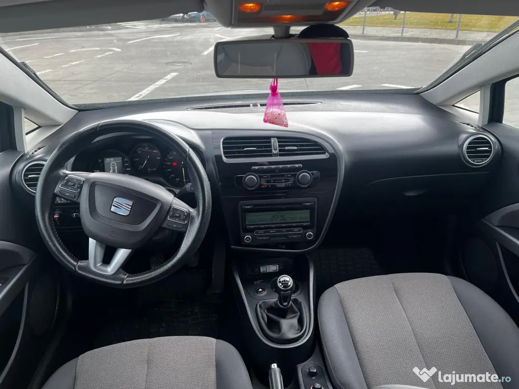 Vând Seat Leon 2011