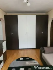 De vanzare apartament cu 2 camere etaj 1, Micro 38, 59.00... 