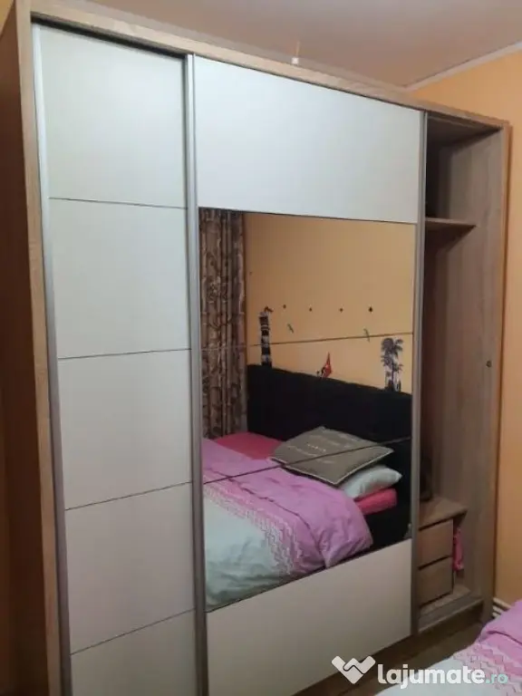 De vanzare apartament cu 2 camere etaj 1, Micro 38, 59.00...