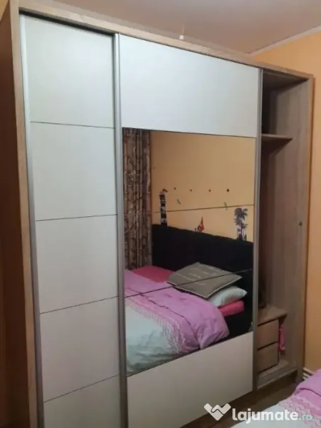 De vanzare apartament cu 2 camere etaj 1, Micro 38, 59.00...