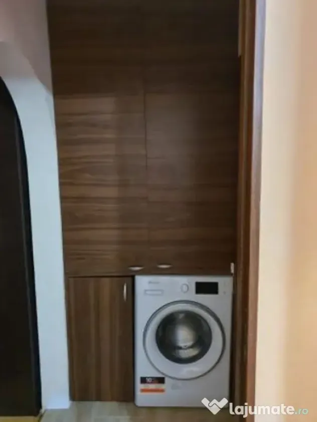 De vanzare apartament cu 2 camere etaj 1, Micro 38, 59.00...