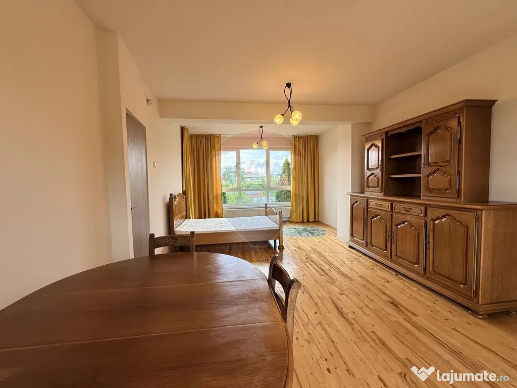 Casă | Vilă insiruita | Inchiriere| 4 camere