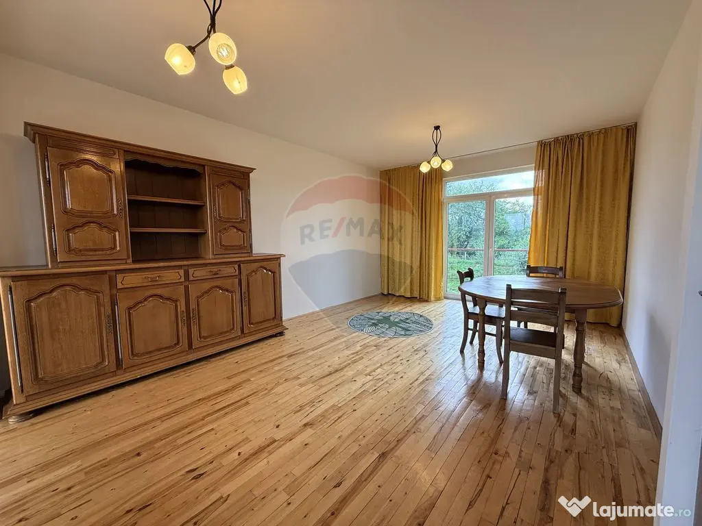 Casă | Vilă insiruita | Inchiriere| 4 camere