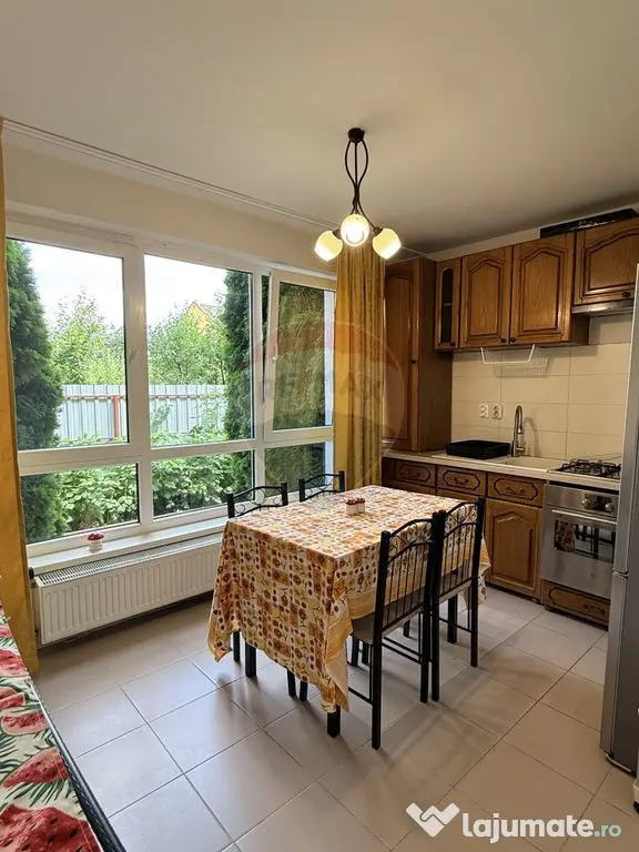 Casă | Vilă insiruita | Inchiriere| 4 camere