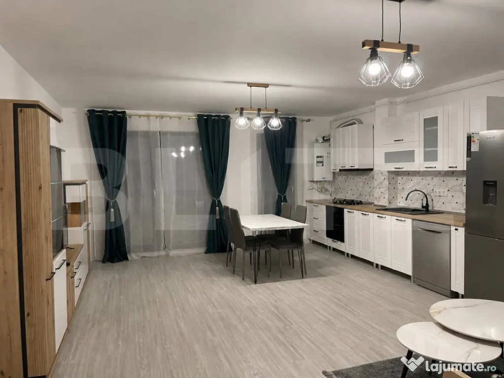 Apartament cu 2 camere, semidecomandat, parcare subterana