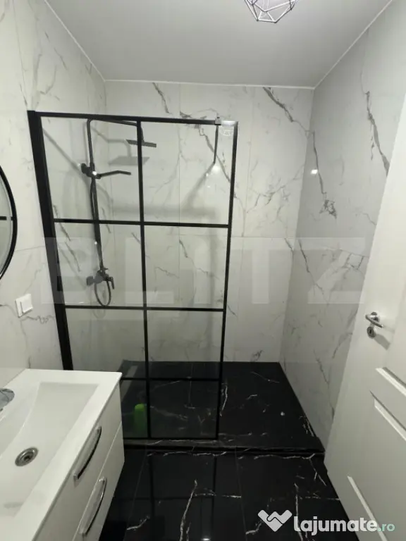 Apartament cu 2 camere, semidecomandat, parcare subterana