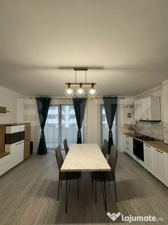 Apartament cu 2 camere, semidecomandat, parcare subterana